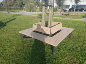 Merlet boombank dichtbij